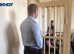 В избиении таксиста по дороге в бар обвиняют 2 мужчин в Волжском: видео