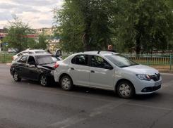 В массовом ДТП в Волжском пострадал двухлетний ребенок