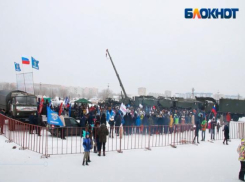 Головокружительные прыжки и солдатская каша на мотокроссе «Битва на Волге»