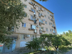 В Волжском возбуждено уголовное дело после обрушения балкона, повлекшего гибель 91-летней пенсионерки