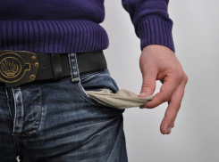 В Волжском подорожал бензин АИ-92 и АИ-95