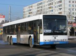 Во время новогодних праздников в Волжском изменится расписание автобусов
