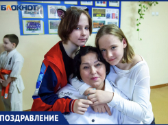 С 17-летием близняшек Джигарос!