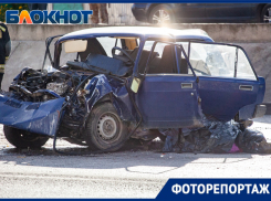 Женщина-водитель «семерки» погибла в лобовом столкновении в Волжском