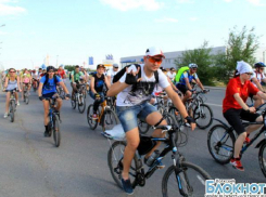 В субботу волжские велосипедисты организованно проехали по городу