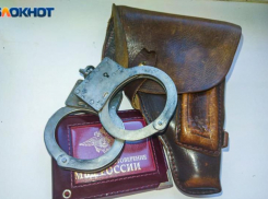 Под Волжском мужчина обманул двух детей-сирот на 2 миллиона рублей