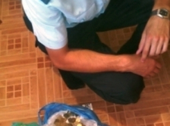 Жительница Быковского района погасила долг двумя мешками мелочи