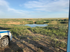 Тело 14-летнего школьника обнаружили в водоеме в Волгоградской области