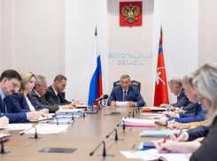 Поручено привести в порядок: губернатор Волгоградской области потребовал комплексного подхода к уборке после зимы
