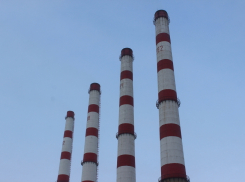 Волжане пожаловались на запах химии и бензина, который отравляет им жизнь 