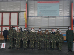 Сто семьдесят волжских школьников стали юнармейцами