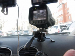 Волжским автохамам за год выписали штрафы на 13 миллионов рублей