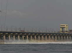 Из-за разбитого асфальта Волжскую ГЭС закроют для грузовиков