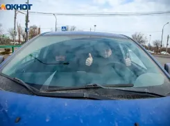 В Волжском прошло первое заседание по созданию платных парковок 
