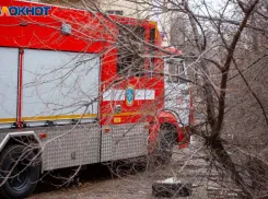 Два возгорания за сутки: в Волжском горели дома в СНТ