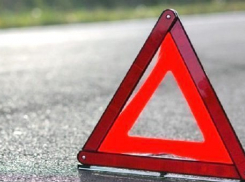 Житель Волжского на BMW протаранил три иномарки