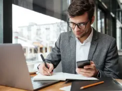 Data Insight: 55% предпринимателей в сфере услуг используют Авито для поиска клиентов