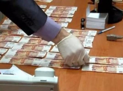Известного волжского врача Альбину Розинскую и ее медсестру судят за липовые справки мигрантам 