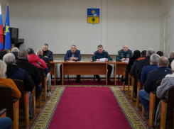 Пожаров стало меньше: в Волжском подвели итоги профилактики и наметили планы на 2026 год