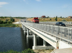 В Волгоградской области до 2030 года обновят 17 ключевых сооружений дорожно-транспортной сети