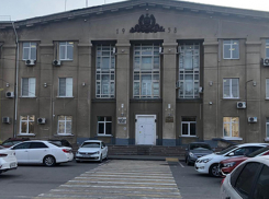 Администрация ограничивает личные приемы граждан