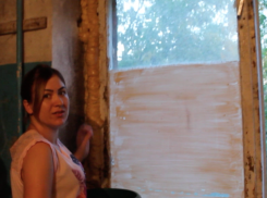 Жители скандального общежития отказались от помощи нищей УК в Волжском