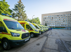 Волжский получил новые автомобили скорой помощи