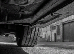 В Волжском восьмилетний ребенок попал под машину