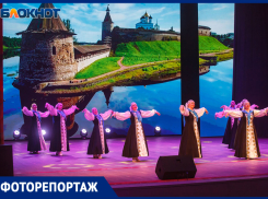 «4 ноября — светлый праздник для Руси»: как отметили День народного единства в волжском ЦКиИ «Октябрь»