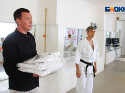 «Наша задача – воспитать здоровое поколение»: как волжский депутат помогает юным спортсменам