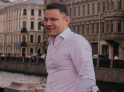 Ключи и телефон оставил на работе: подробности об исчезновении директора театра «Арлекин» в Волжском