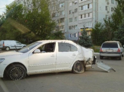 Украли паспорт и 85 тысяч рублей у пострадавшего в ДТП волжанина