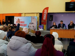 Отопление по системе 1/7 и дворовые вопросы: в Волжском проходят семинары по ЖКХ