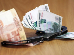 Волгоградскому чиновнику за получение взятки грозит до 8 лет лишения свободы