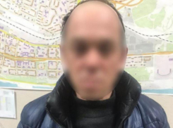 Романтик подшофе ограбил магазин в Волгограде, чтобы купить знакомой цветы