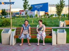 Пенсионерам будут зачислять выплаты только на карты «Мир» в Волжском