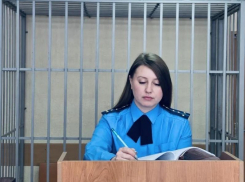 В Волгограде инспекторы ДПС получили сроки за взятку на месте ДТП