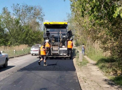 В Волжском на улице Паромной организуют круговое движение