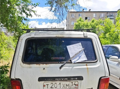 В Волжском нашли 6 авто-призраков во дворах
