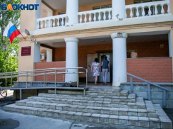 Начальница почты предстанет перед судом за мошенничество в Волгограде