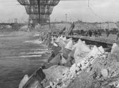 64 года назад был затоплен котлован Сталинградской ГЭС