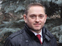 Популярное приложение показало, как выглядели бы политики Волжского в образе секс-символа и женском обличье 