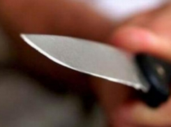 В Волгограде пасынок пытался зарезать отчима за оскорбление матери