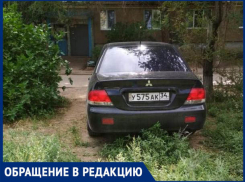 «Надоело выходить из подъезда и смотреть на попы машин», -  волжанка