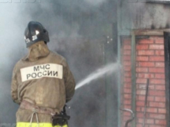 Два пожара за ночь ликвидировали в Среднеахтубинском районе