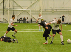 В Волжском прошли матчи 8‑го тура зимнего чемпионата ЛФЛ 8×8