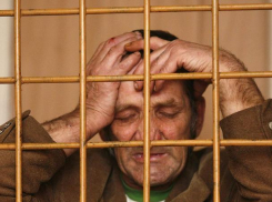 Среднеахтубинцу грозит до трех лет за фиктивную регистрацию