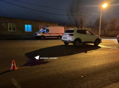 На пешеходном переходе в Волжском насмерть сбили мужчину: видео с места ДТП