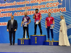 Волжский спортсмен стал призером Всероссийского турнира по армрестлингу