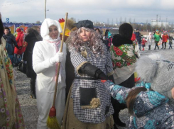 Волжане встретили Старый Новый год у открывшегося парка «Новый город»